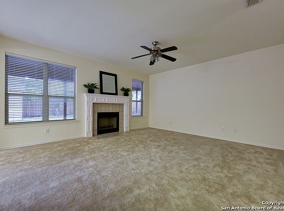 4th image of 12922 Legend Cave Dr