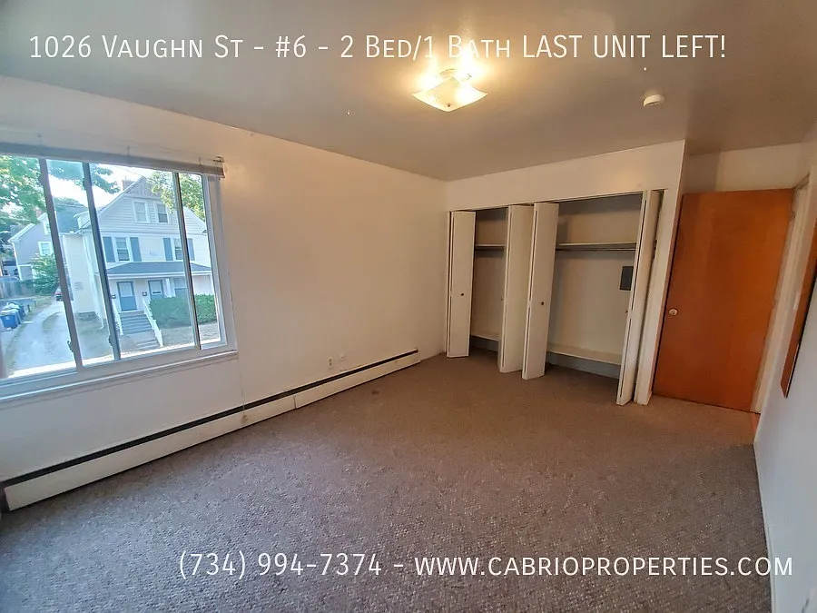 1026 Vaughn St — Photo 4