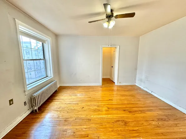 30-45 Hobart Street image 9 of 16