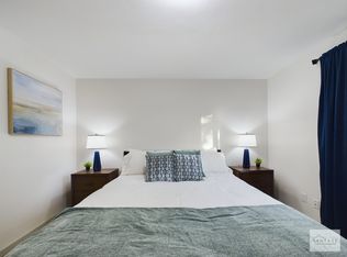1874 Vista Del Sur APT B, Santa Fe, NM 87505
