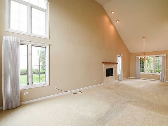 4th image of 16728 Cardinal Dr