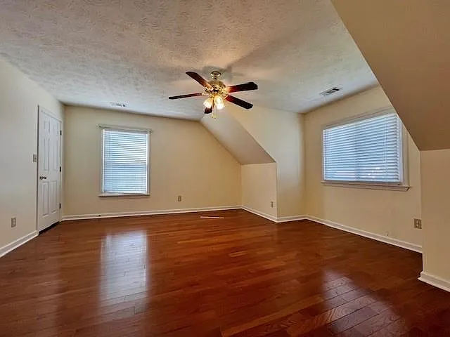 930 Cedar Bluff Trl SW — Photo 15