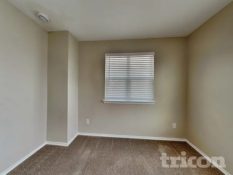 4534 Olympus Bay — Photo 12