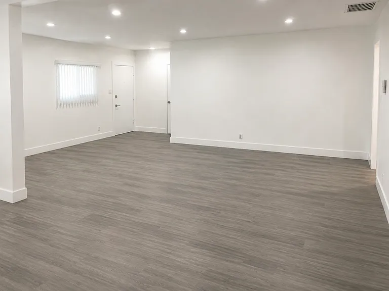 1128 S Holt Ave #4 — Photo 1