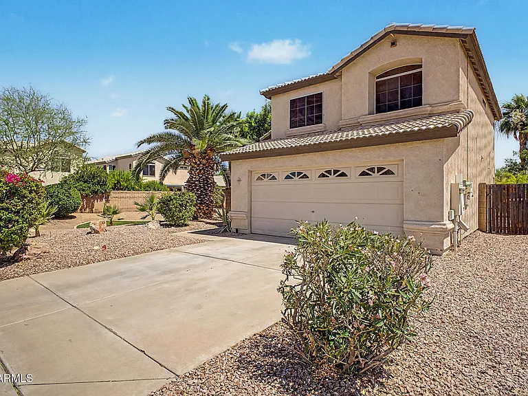 2155 W Olla Ave — Photo 3