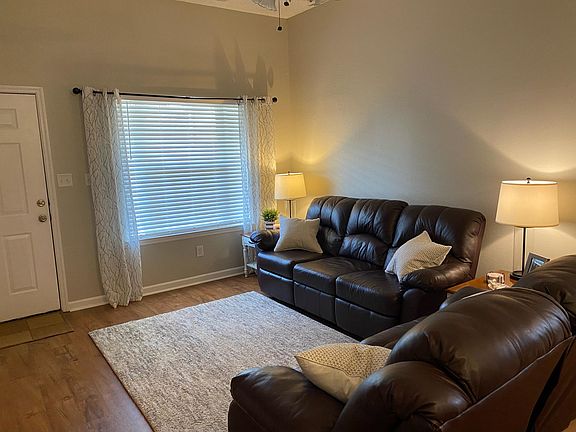 2nd image of 255 Knox Creek Trl NW
