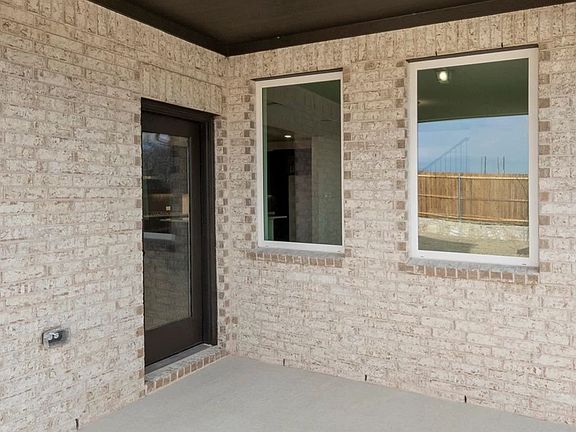 4th image of 4302 Crossvine Ln