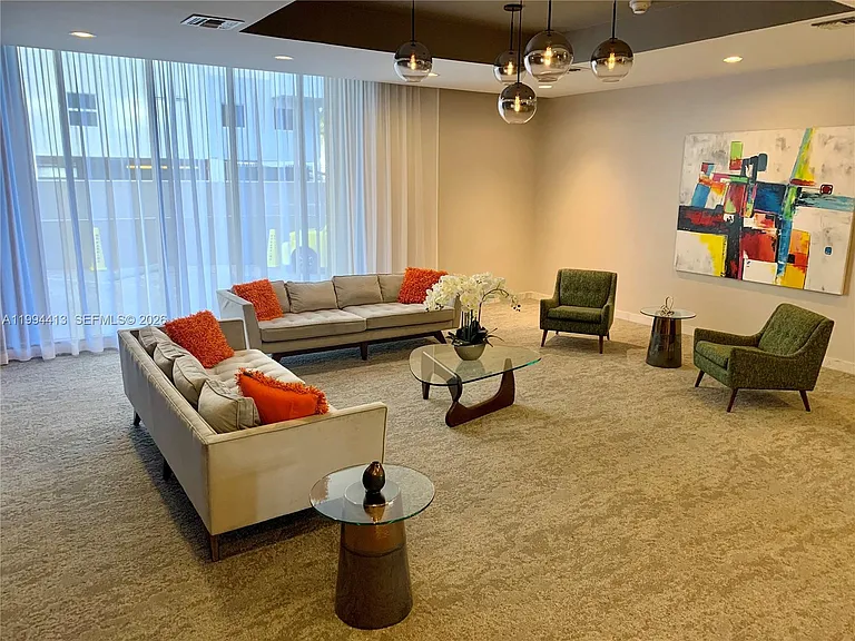 9225 Collins Ave #1111 — Photo 41