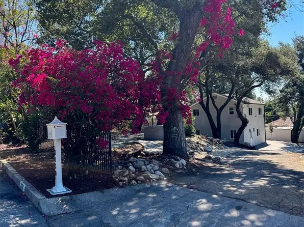 3130 N Mount Curve Ave, Altadena, CA 91001