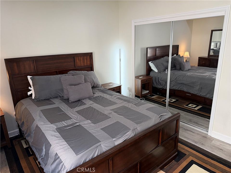 1st image of 2311 W 10th St Unit 404