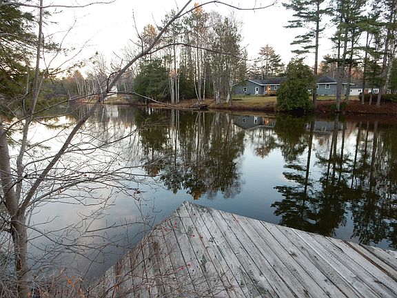 2nd image of 707 Woodland Dr