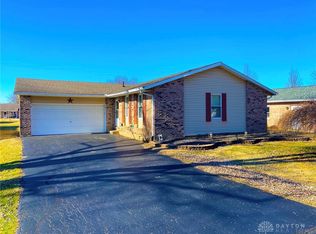 9 Southern Blvd, Jamestown, OH 45335