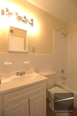 Rented by Highline Residential | media 4