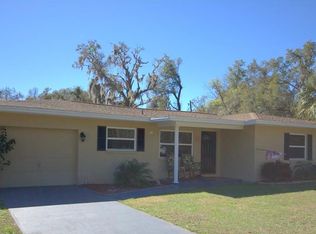 5265 S Shoreline Dr, Floral City, FL 34436