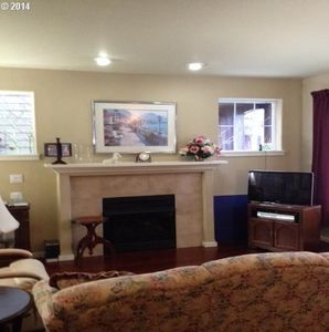 7383 NE Stonewater St, Hillsboro, OR, 97124
