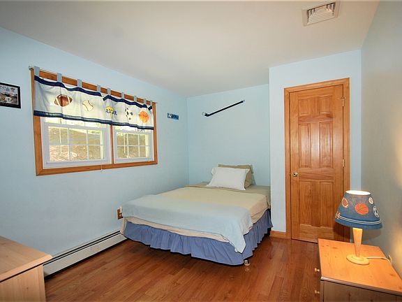 2nd image of 1216 Johnston Dr