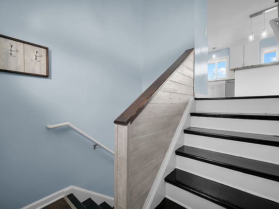 4th image of 710 Union Ave