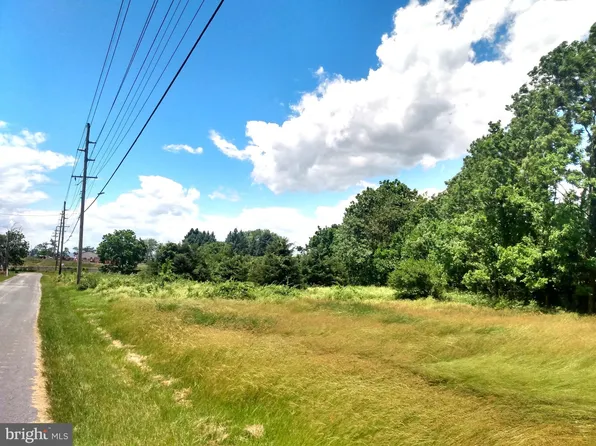 Walker Rd, Chambersburg, PA 17202