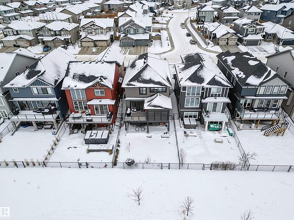 4th image of 23 Aberdeen Cres