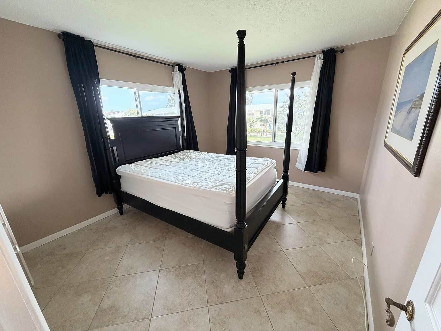 2 bed, 1.5 bath, 858 sqft, $1,500 — Photo 4