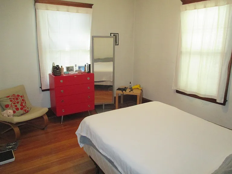 81-83 Adamson St #1 — Photo 5
