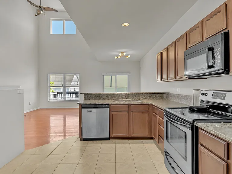 1012 Hillside Ave #A — Photo 12