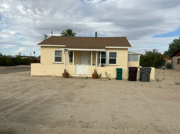 6855 Araby Ave, Twentynine Palms, CA 92277