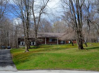 19 Hanover Cir, Mahopac, NY 10541