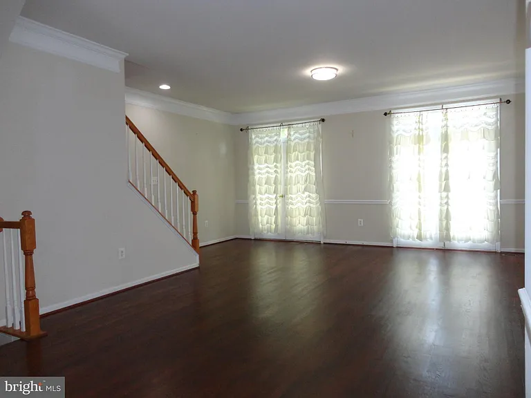 24699 Kings Canyon Sq — Photo 34