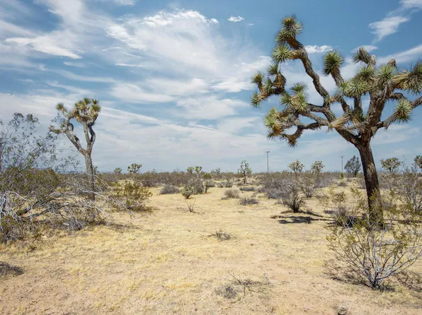 138 La Brisa Rd, Yucca Valley, CA 92284