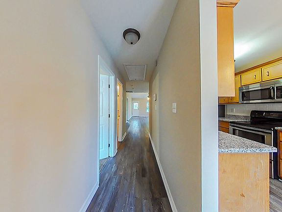 4th image of 4742 W Creek Mill Ct