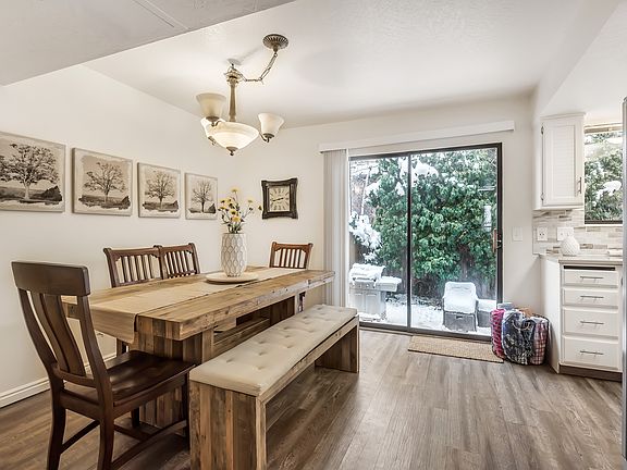 5th image of 3527 E Summer Estates Cir