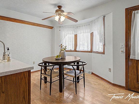 5th image of 8537 Elkwood Dr SW #77