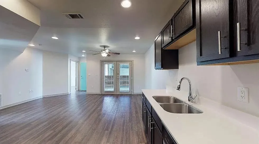 Apartments at M-Street — Photo 3