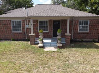 631 W Frey St, Stephenville, TX 76401