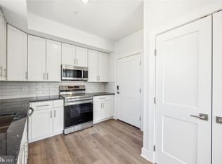 1350 N Front St #303, Philadelphia, PA 19122
