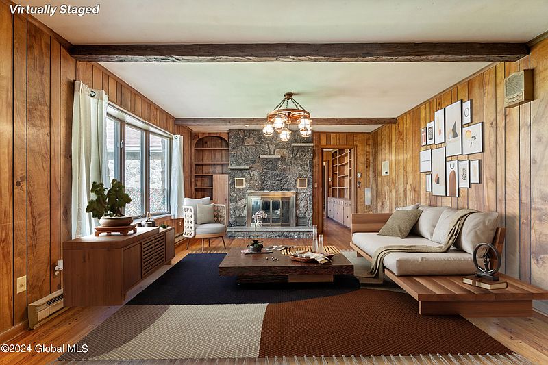3rd image of 205 Swan Street
