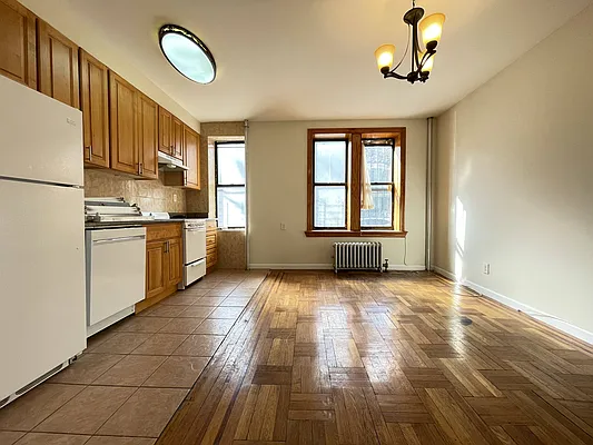 Rented by Nooklyn NYC LLC | media 1
