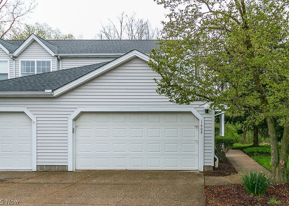 1st image of 1609 Pheasant Ct #D3