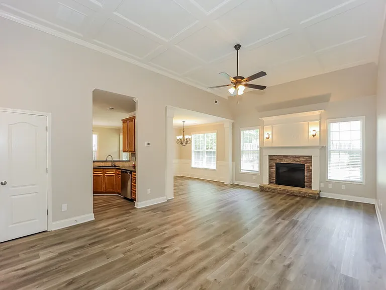 30 Camden Way — Photo 5