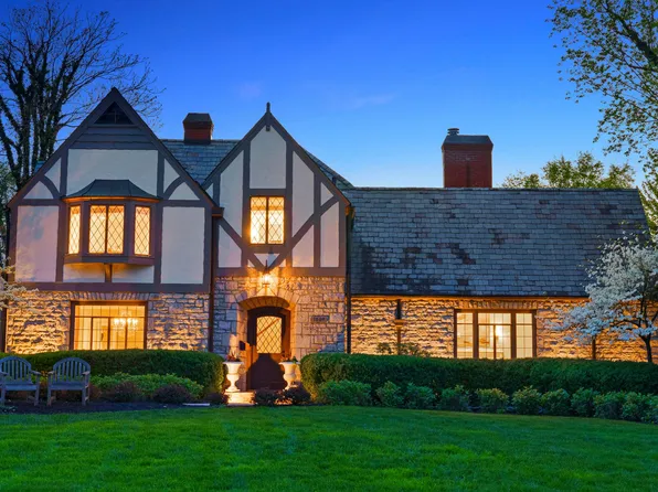 1809 Upper Chelsea Rd, Columbus, OH 43212