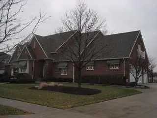 786 Eton St photo 1