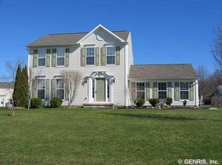 1025 Beaver Creek Dr, Webster, NY 14580