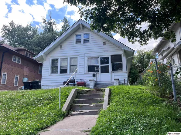2808 N 45th St, Omaha, NE 68104
