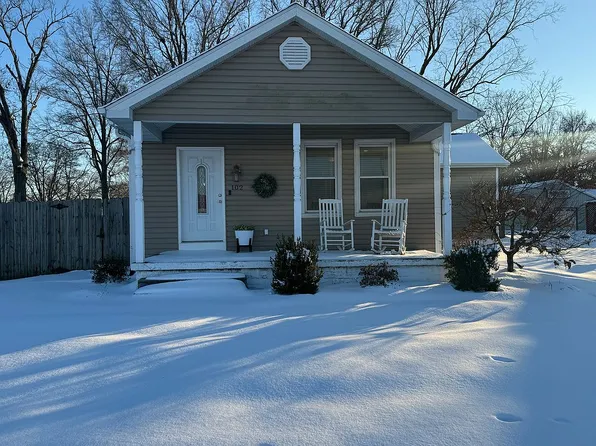 102 W Harrison St, Aviston, IL 62216