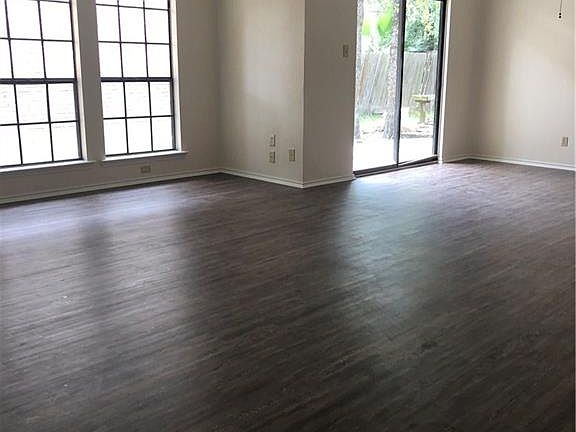 2nd image of 602 Summerglen Dr