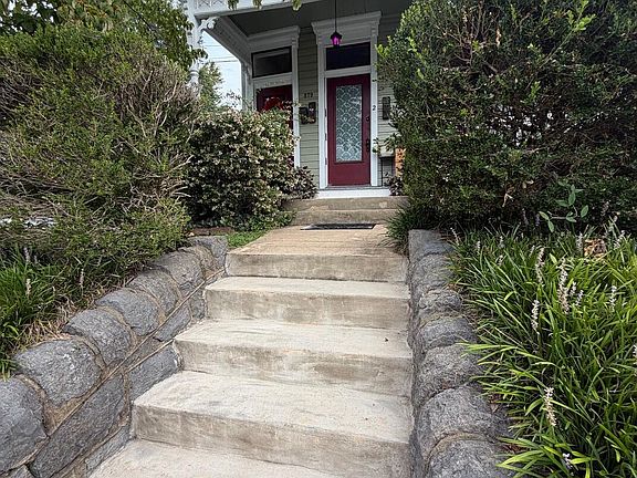 2nd image of 379 Walnut Ave SW #4
