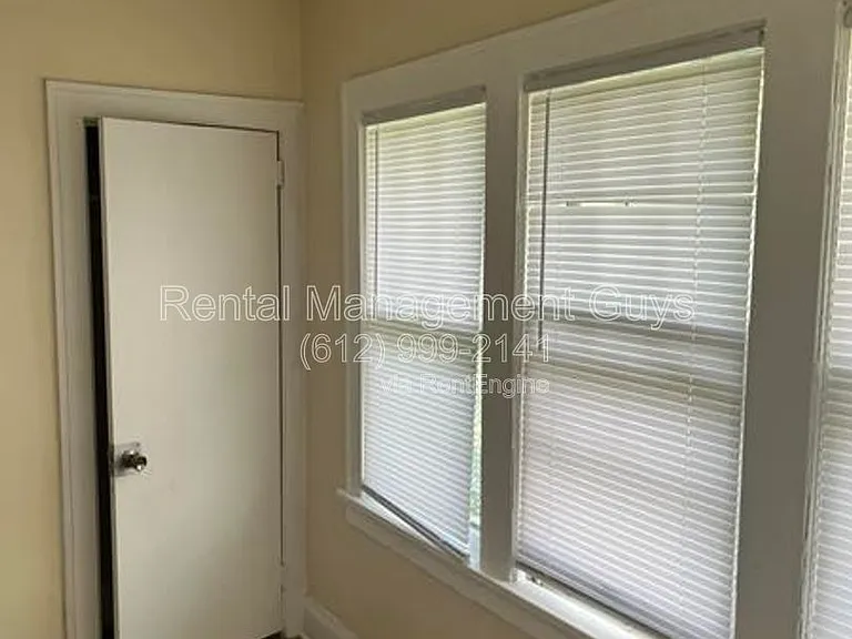 1649 Russell Ave N #2 — Photo 6