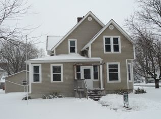 141 N Main St, Alexis, IL 61412