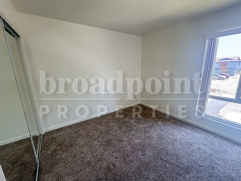 2536 White Oak Pl #2 — Photo 15